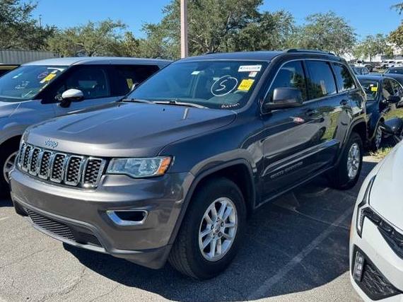 JEEP GRAND CHEROKEE 2018 1C4RJEAG9JC455233 image